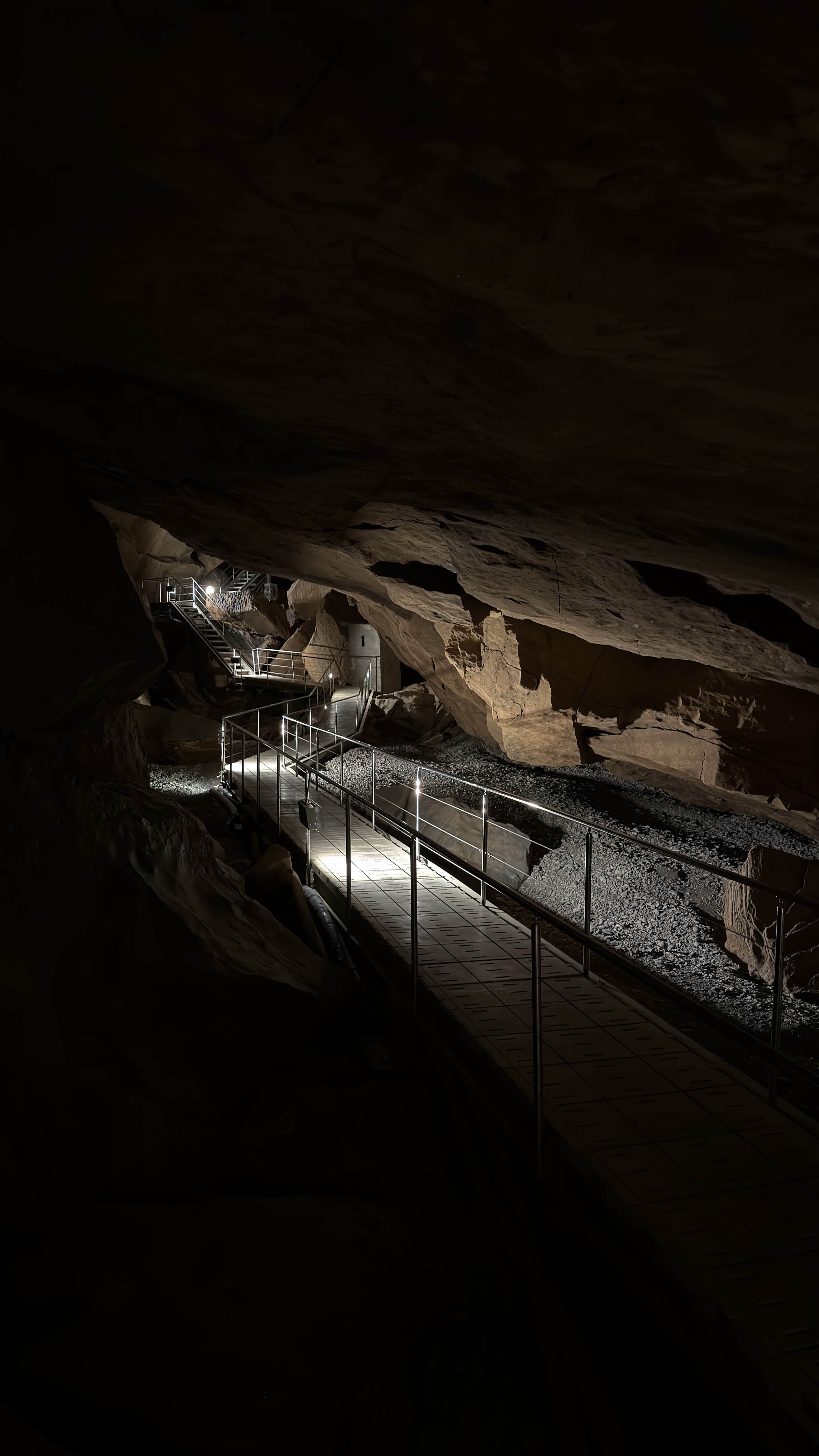 AL HOOTA CAVE - 3