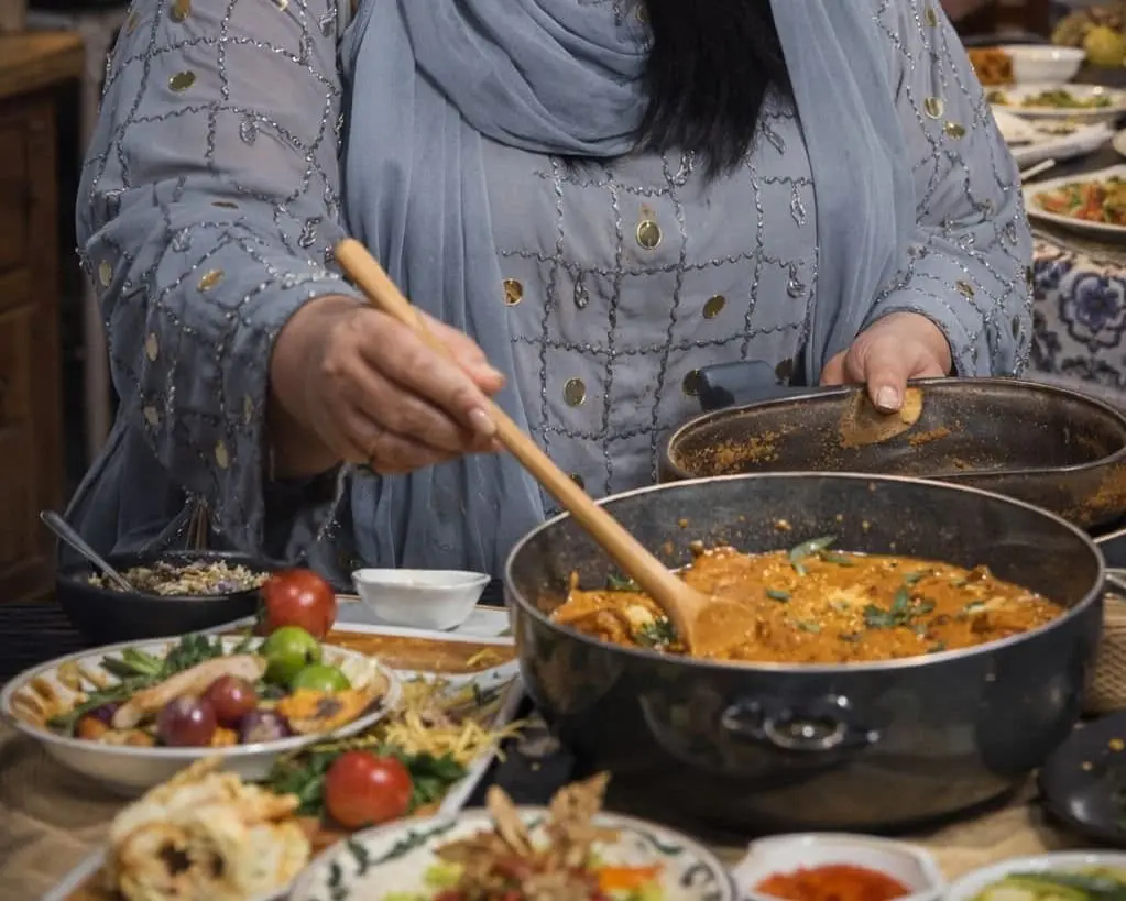 Taste of Oman: Traditional Cooking Class Experience - 5