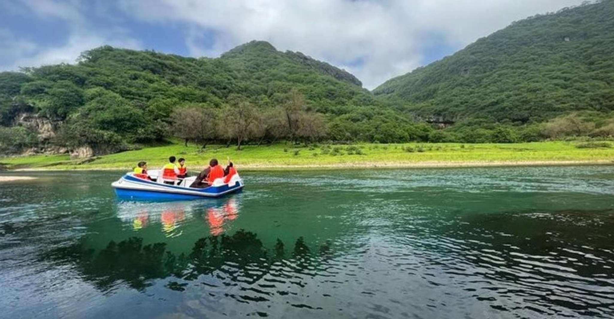 Wadi Darbat Mountain Safari Group East Salalah Tour Full Day - 4