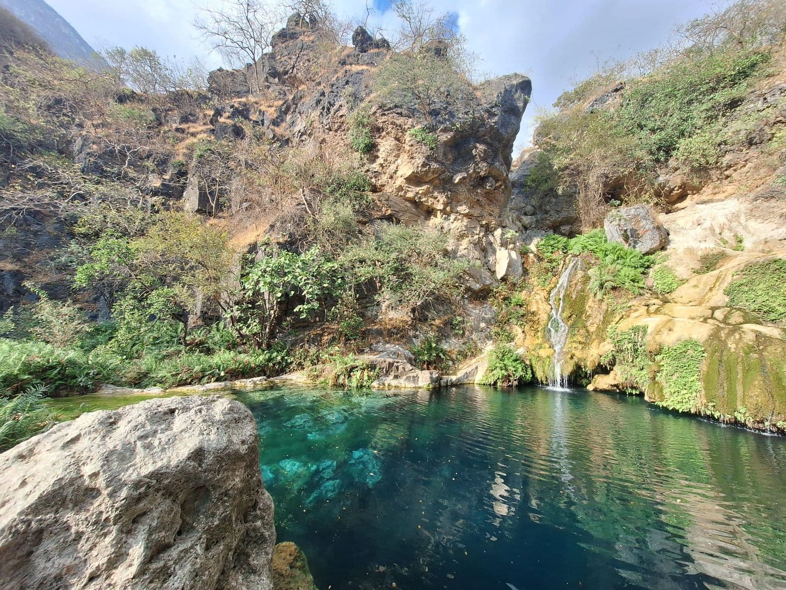 Discover Dhofar's Hidden Waterfall: Trekking Adventure - 3