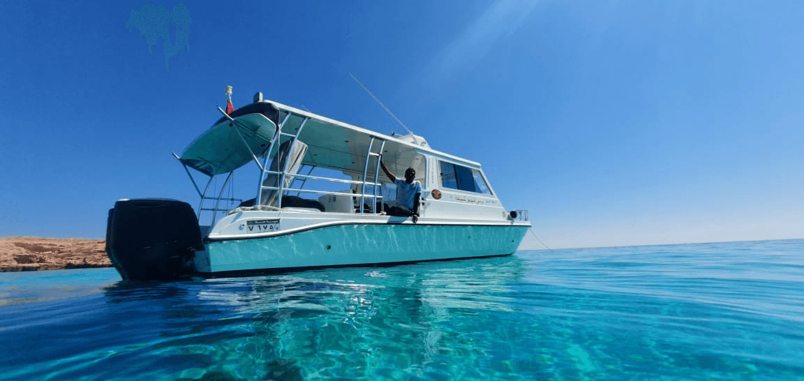 Dimaniyat Snorkeling trip